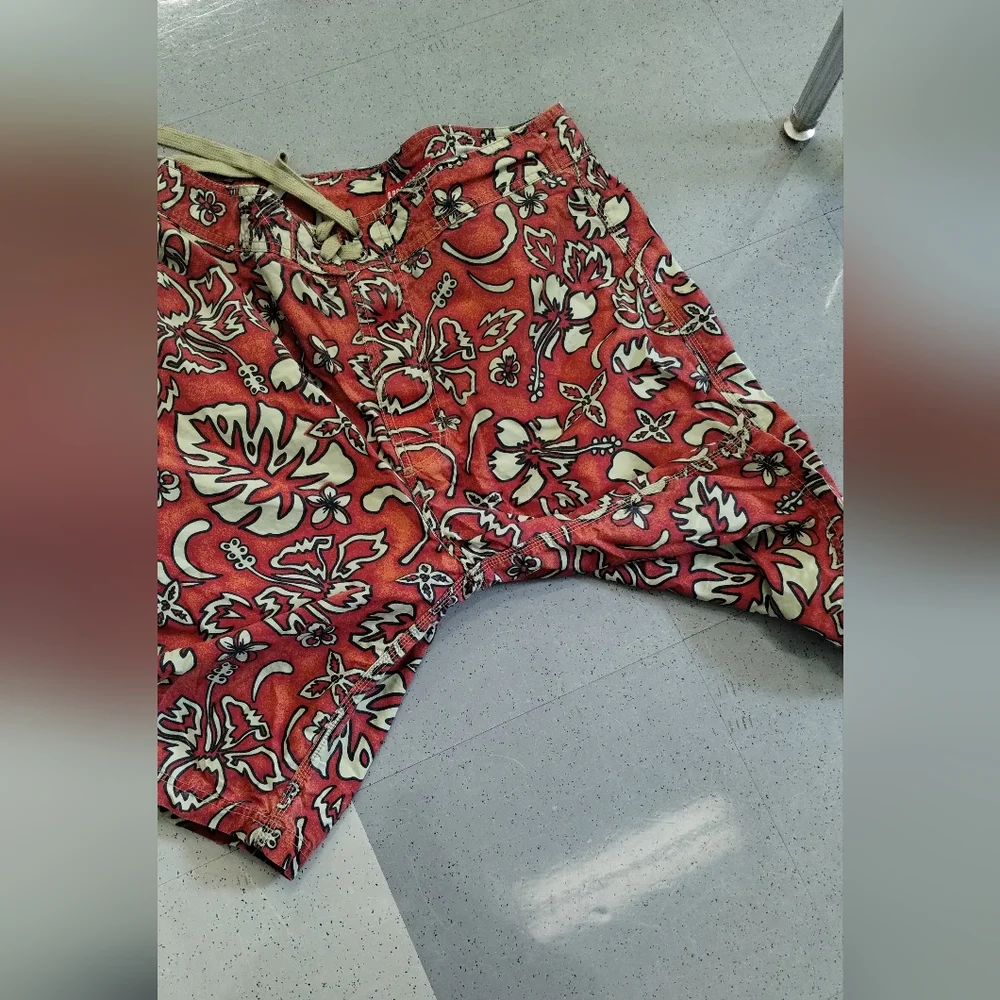+UnionBay Men 36 Red Floral Swimsuit Swim Trunks Board Short - Picture 5 of 15